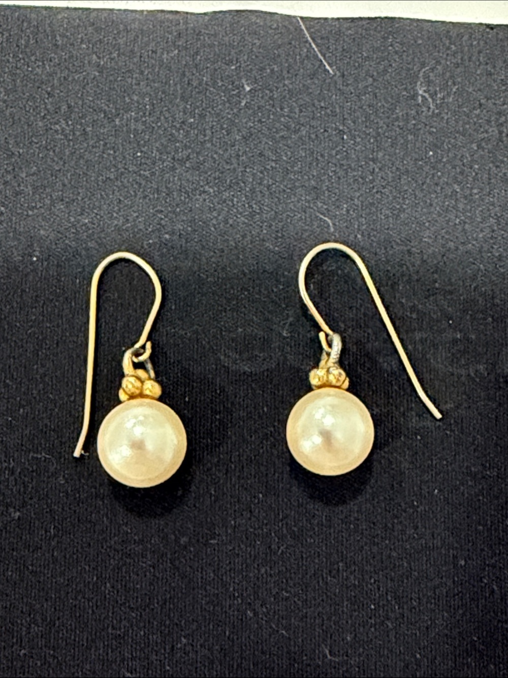Classic Gold Pearl Drop Earrings - Elegant White Pearl